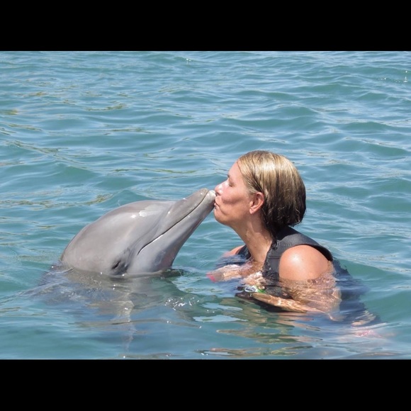 Meet your Posher, Pauline - Picture 1 of 1